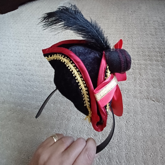 Pirate Wench Accessory Kit - Picture 3 of 6